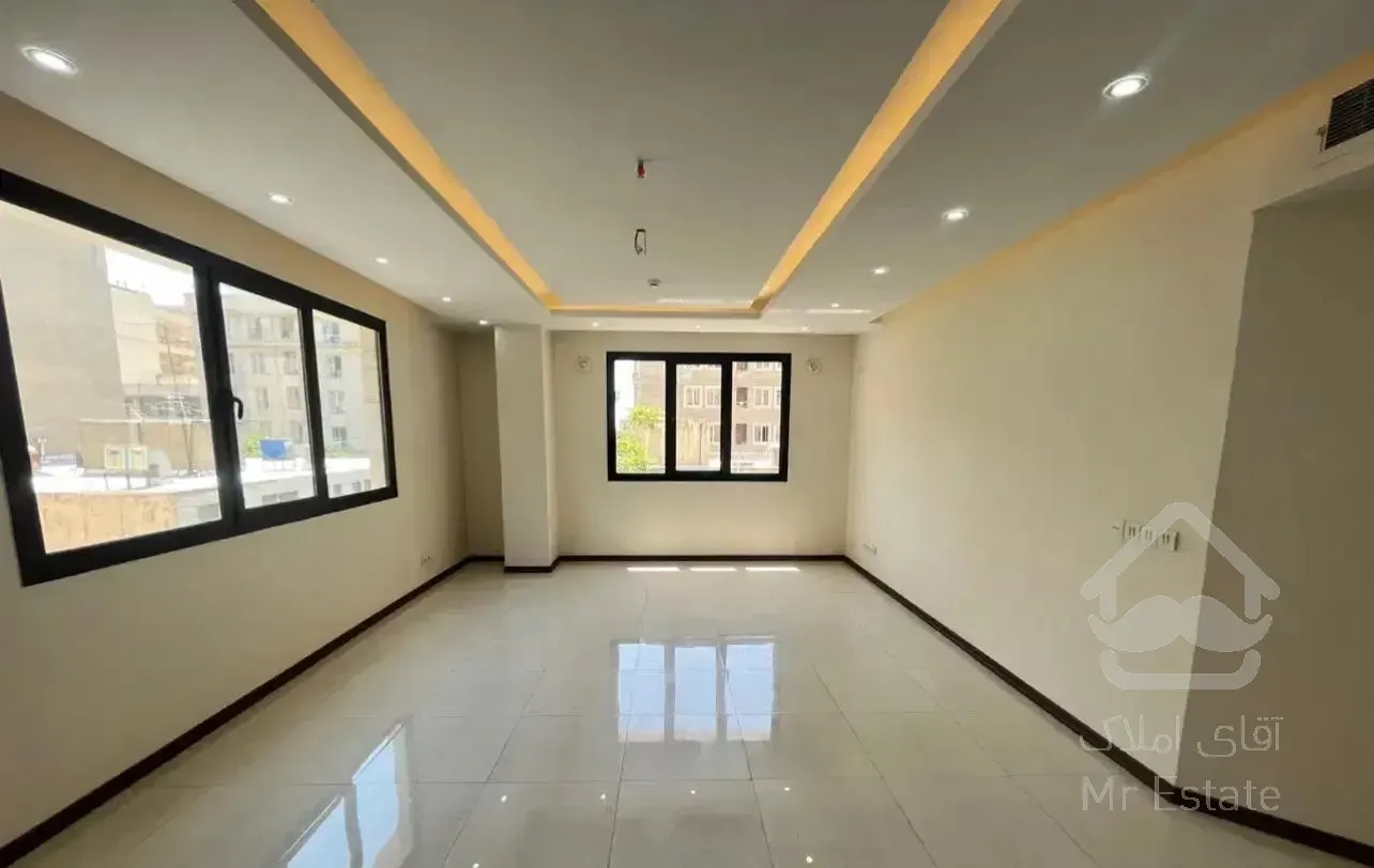 ۱۰۰ متر خوش نقشه فول امکانات
