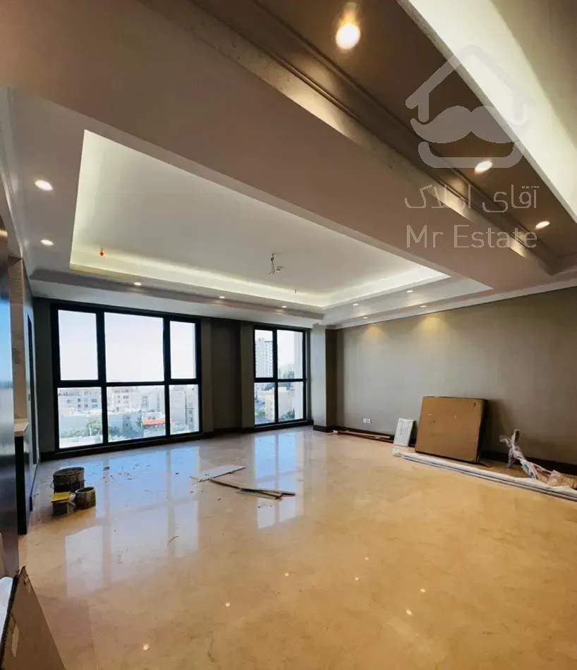 فروش آپارتمان ۲۰۰ متری ویو دار در برج آجودانیه