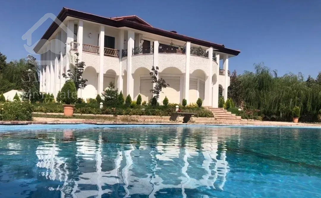 ویلا باغ ۴۳۰متری تک در لواسان هنزک