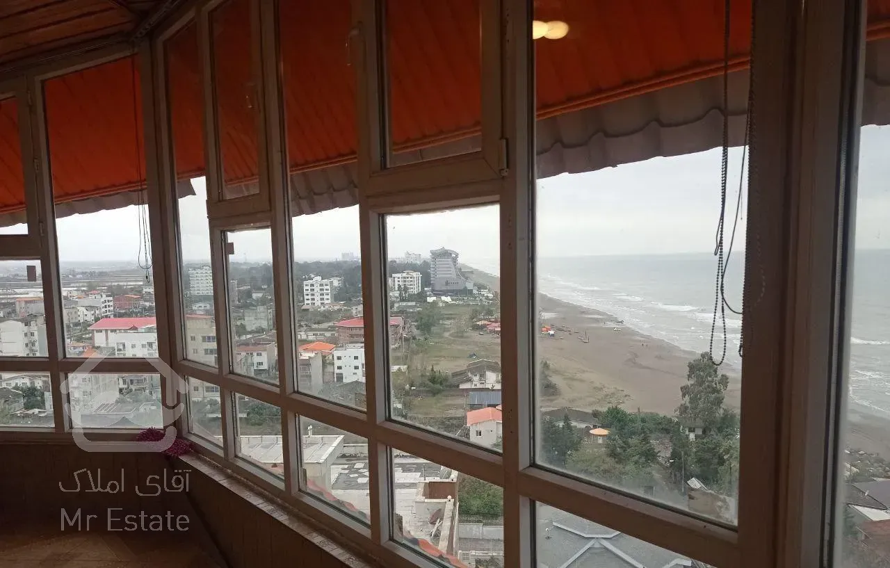آپارتمان شهرکی پلاک اول دریا ۱۸۰ مترخ آزادی باسند