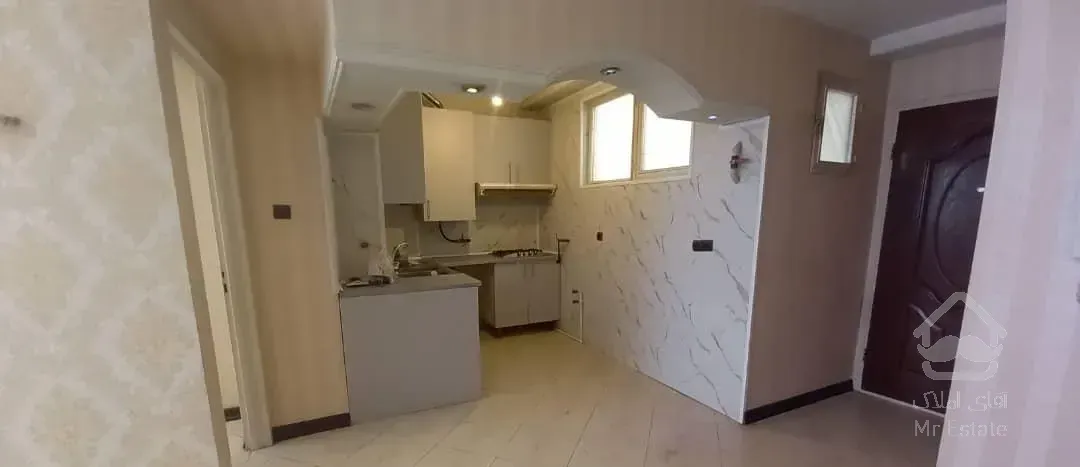 50متر/فول امکانات/خوش نقش/پرده خور.