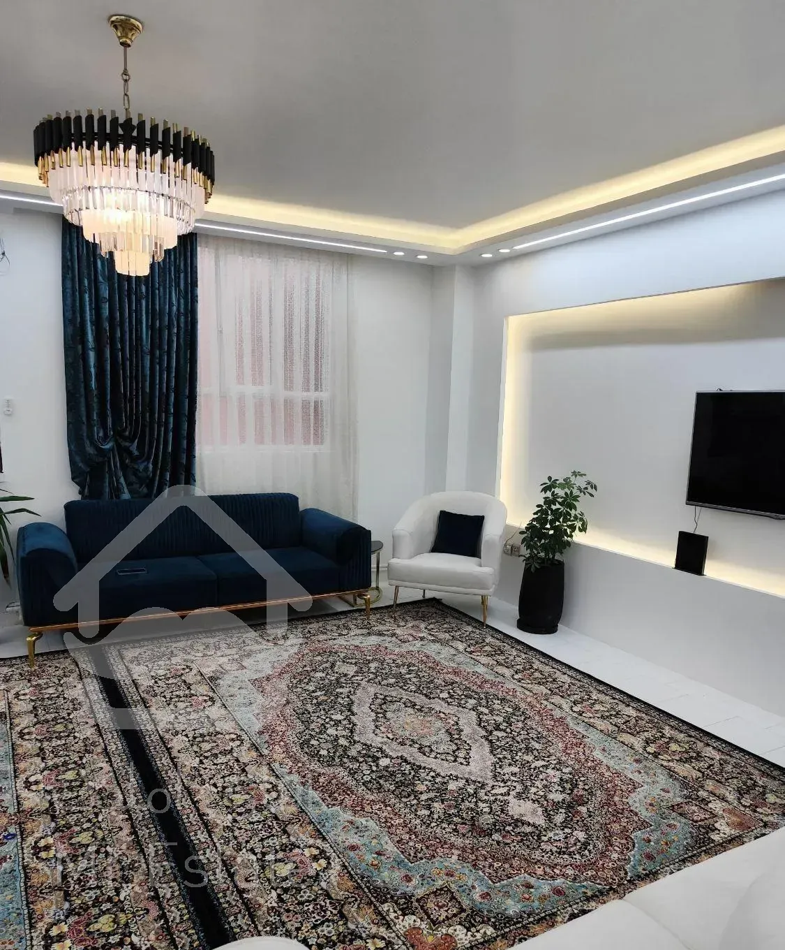 ۷۰متر طبقه دوم درحد نوساز سندار ۳۲۰میلیون نقدینگی