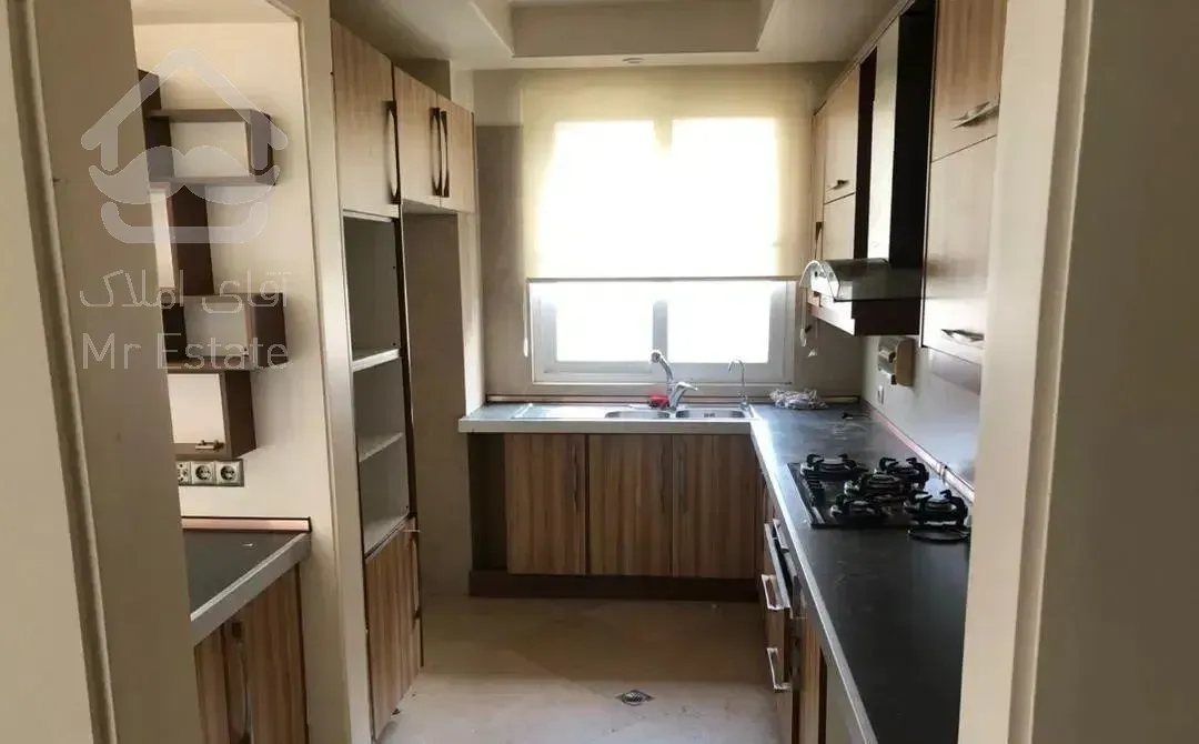 ۱۰۸ متر شمال کاخ