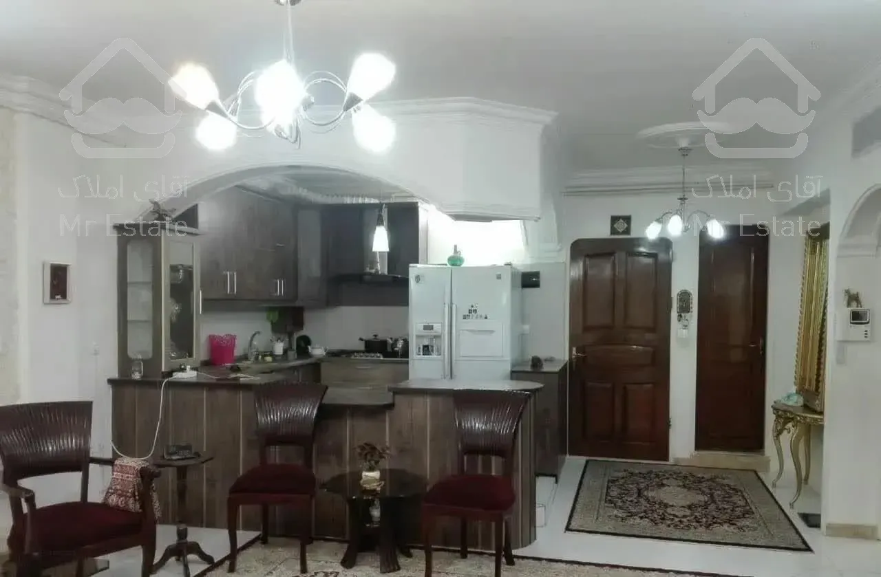 دانشجو85متر پارکینگ اختصاصی بدون مالک با آسانسور