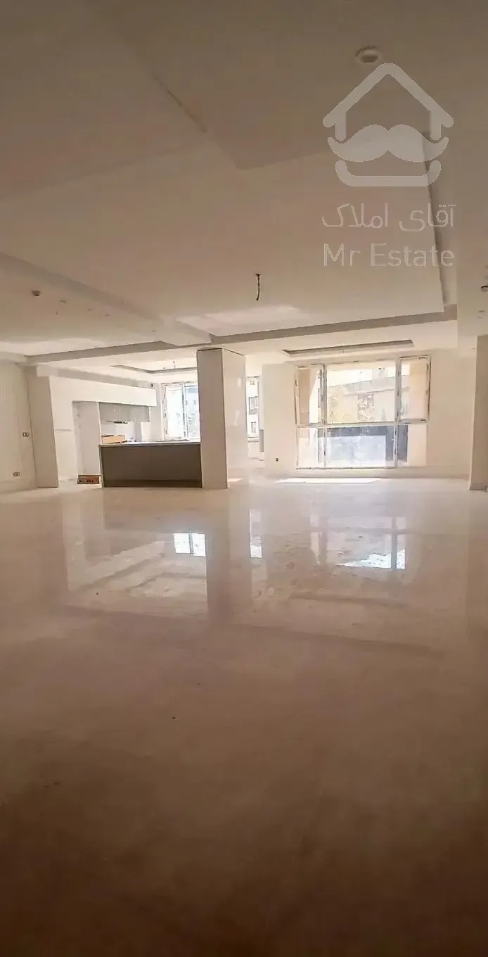 ۱۵۰ متر۳خواب/نوساز /۲پارکینگ/فول/آلاله شرقی