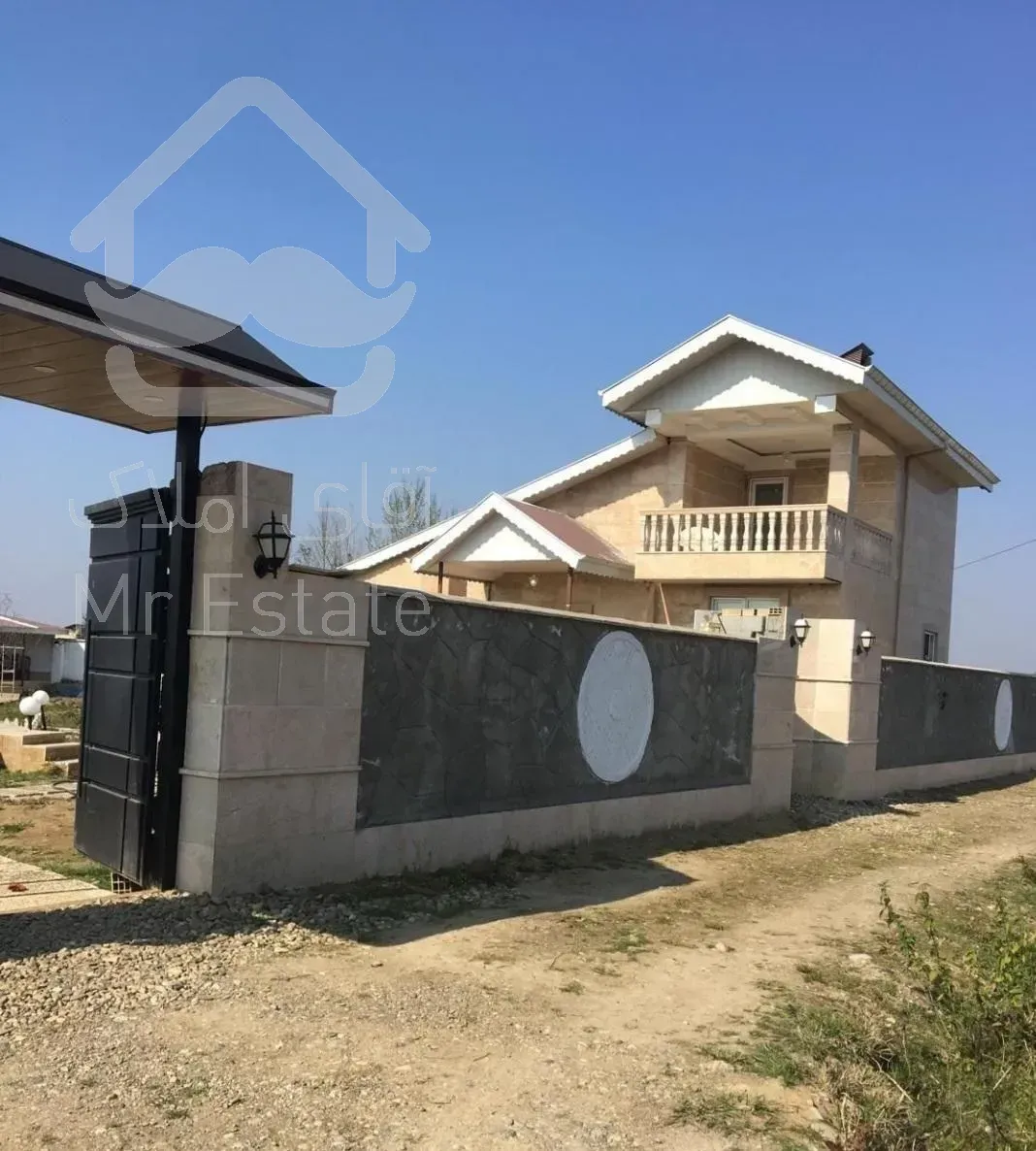 فروش ویلای  ۹۷۰ متری در ۲۰۰ بنا