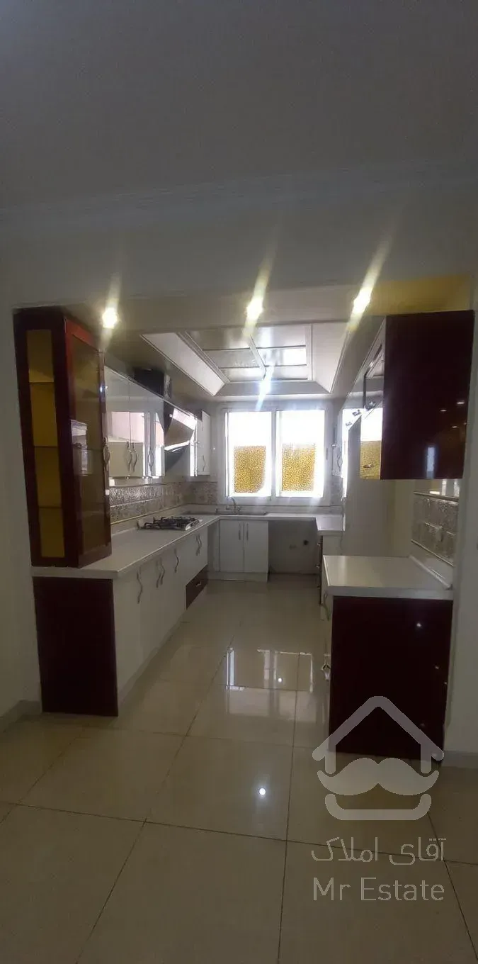 میرداماد/فرعی دنج/مشجر/۱۷۵متر/