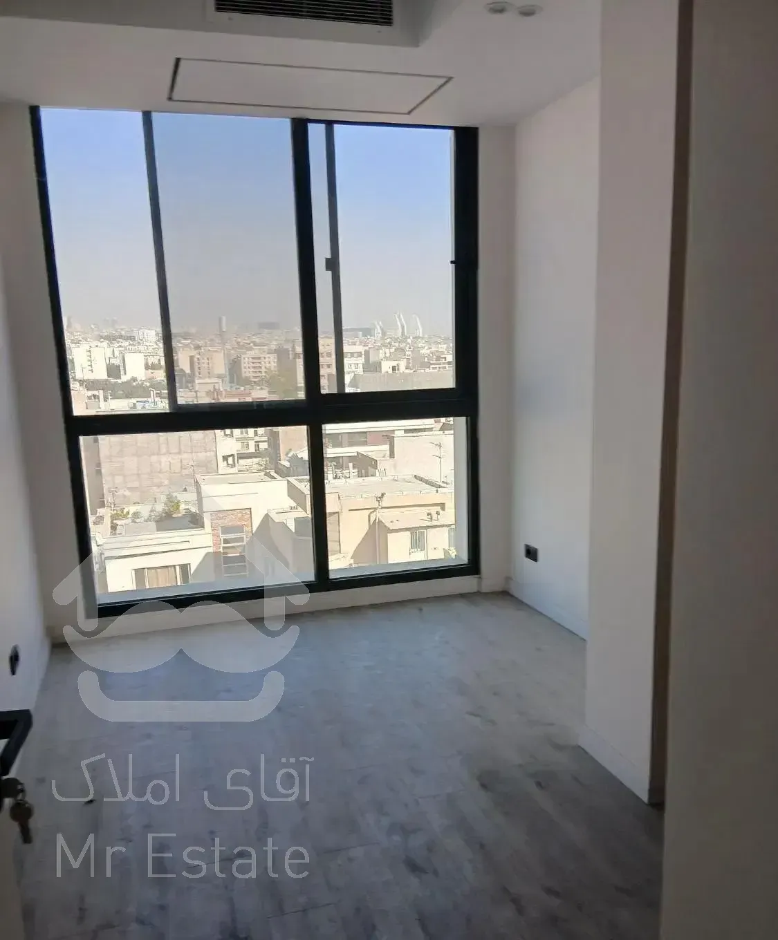 ۱۰۵مترنوساز/۲خواب/آکواریوم نور/بدون مشرف/ویو ابدی