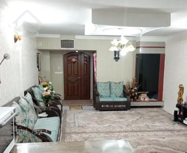 اپارتمان 85متری مفید دو خوابه بزرگ تمیز