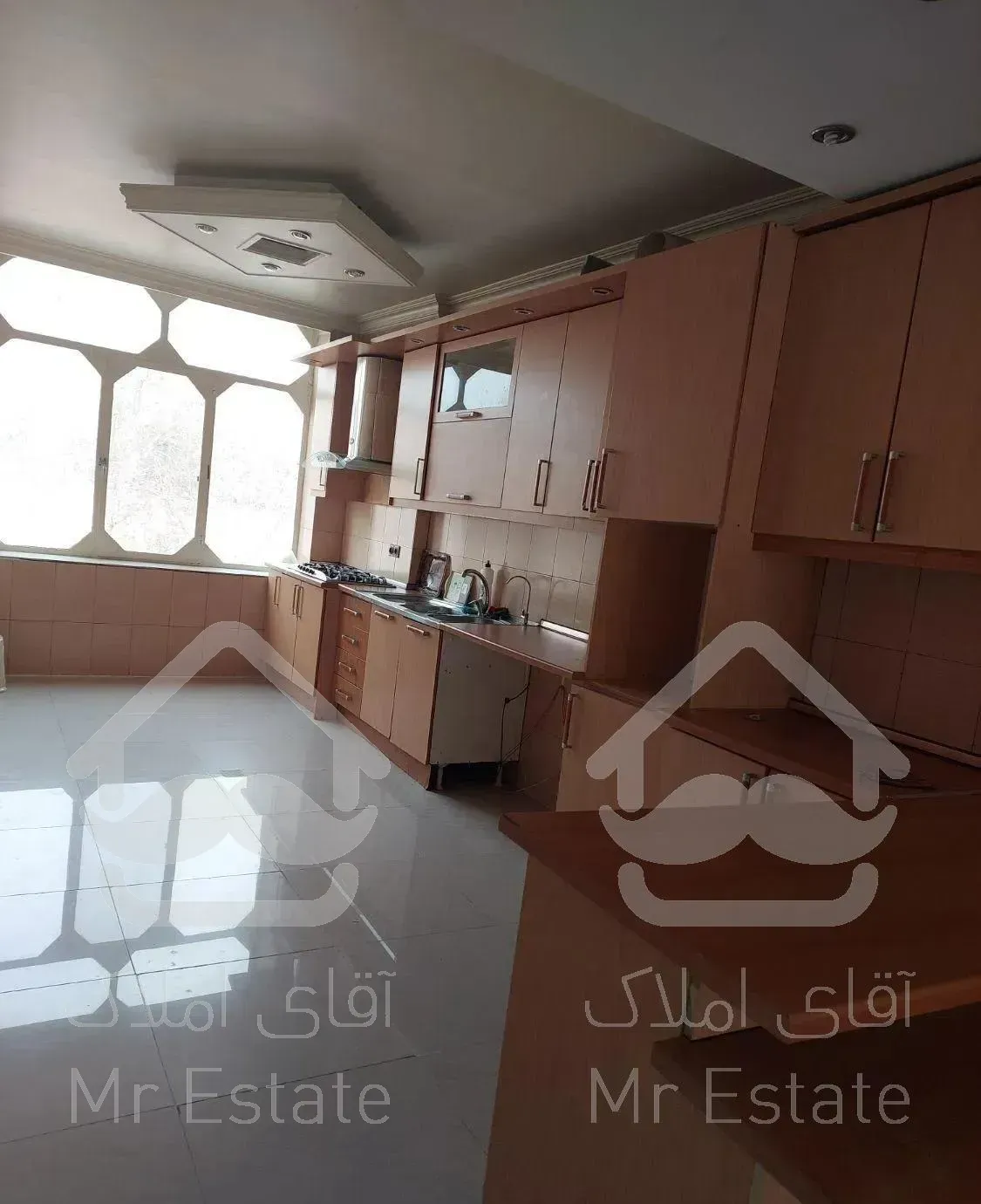 ۱۴۵متر تکواحدی خوش نقشه