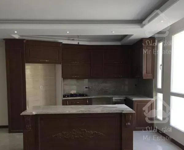 آپارتمان نوساز تک واحدی