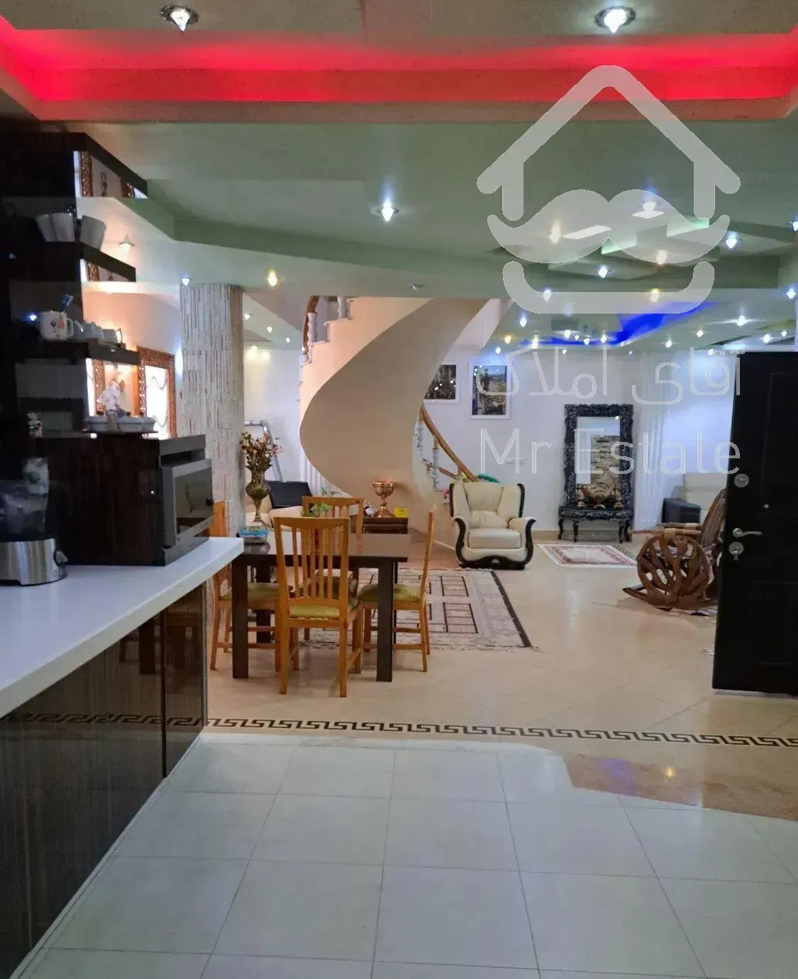 ویلایی دوبلکس ۴۱۵متر تالش میدان هفت تیر