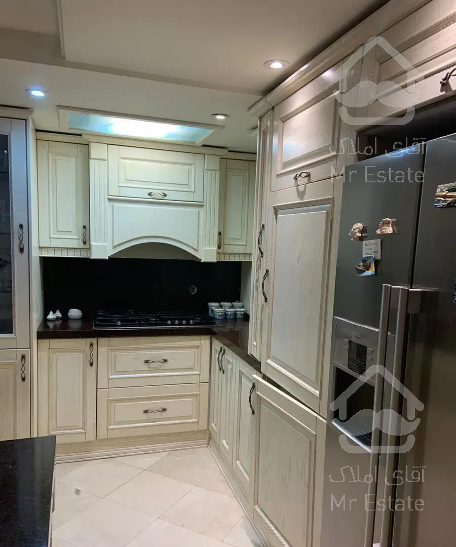 آپارتمان ۱۰۵ متری باغ فروس