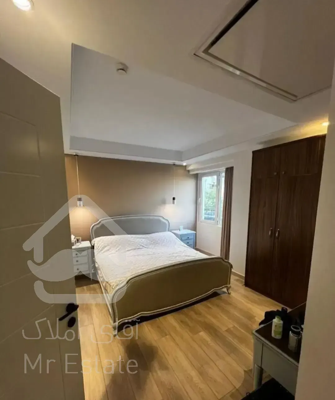 آپارتمان ۱۱۵ متری ۲ خواب / جمشیدیه / طبقه آخر