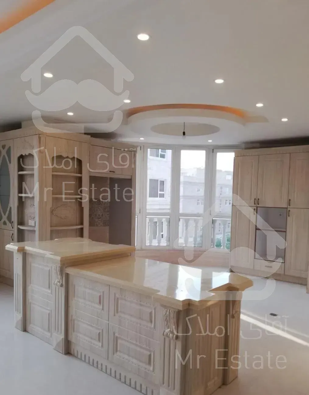 آپارتمان ۱۳۶ متری/تک واحدی/کاشانی-اباذر