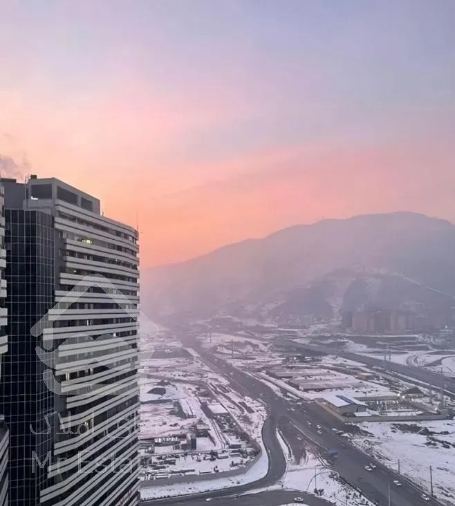 واحد ۱۲۰ متری /۲ خوابه /آبشار تهران//قابل تهاتر