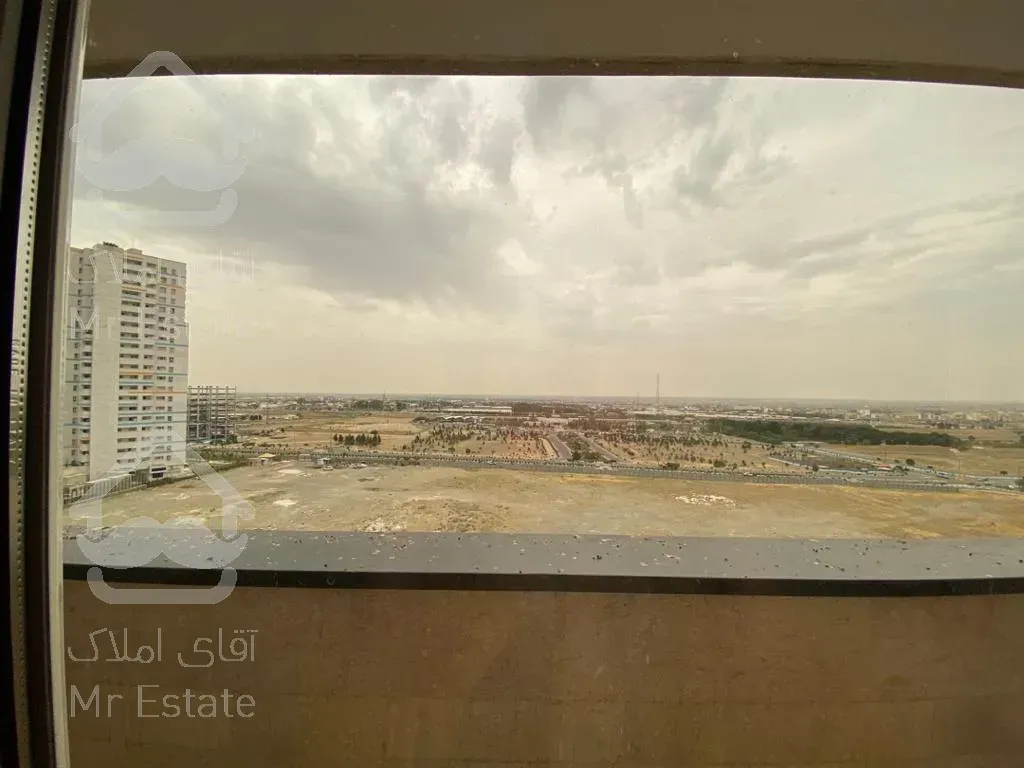 خریداپارتمان نوساز، کلیدنخورده دربرج معروف شهرک راه اهن