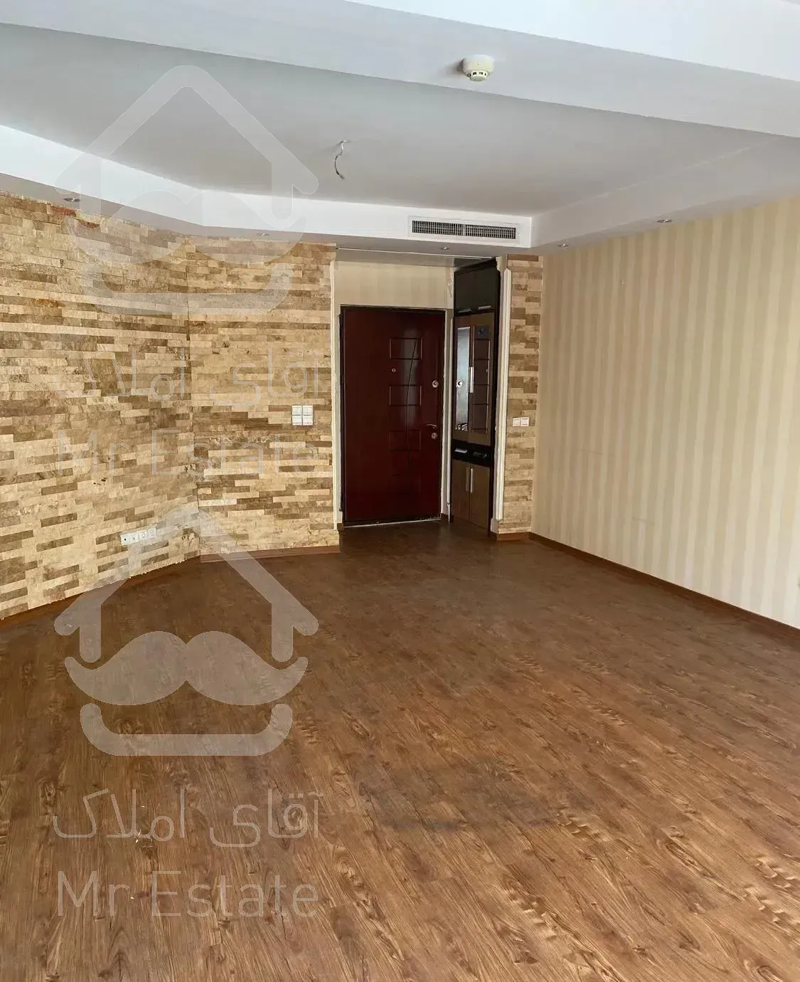 ۱۰۰متر دریاچه چیتگر برج سما بلوک c9 باقری