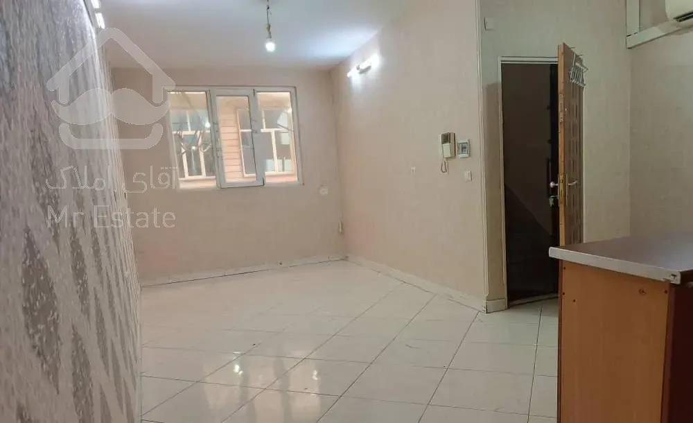 رهن سوئیت ۴۰ متری طبقه 1