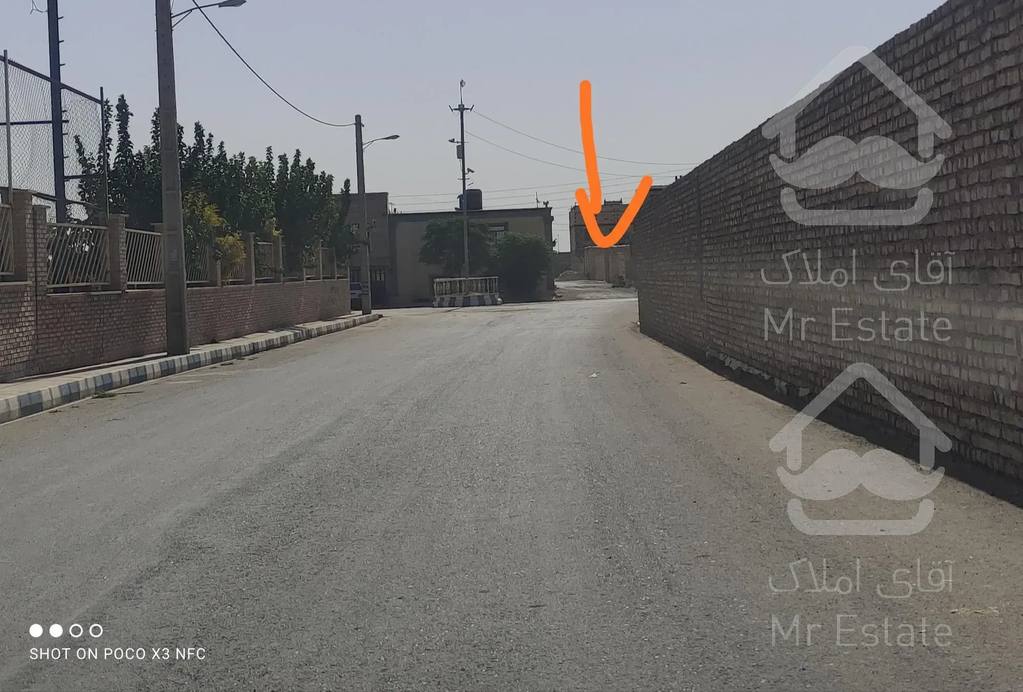 زمین چهار دیواری داخل بافت قابل ساخت