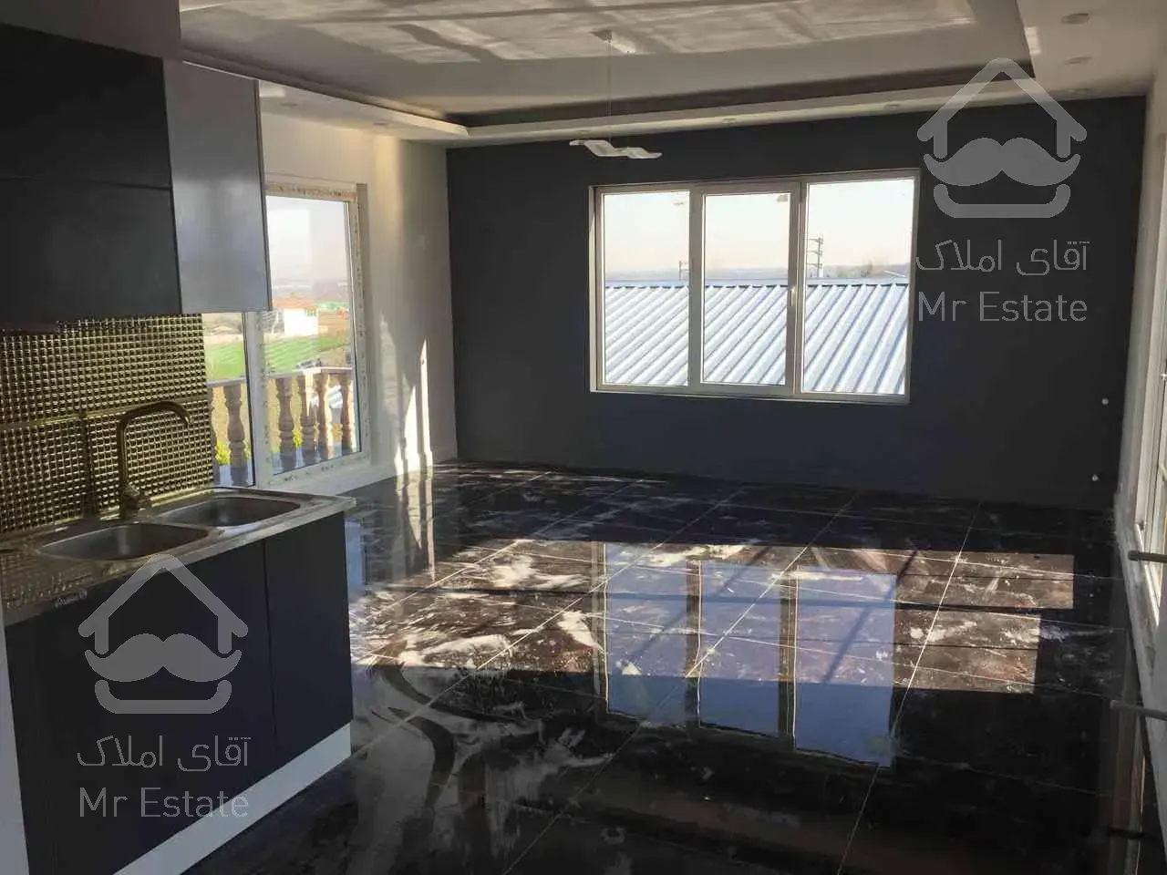 فروش ویلا ۳۳۰متری