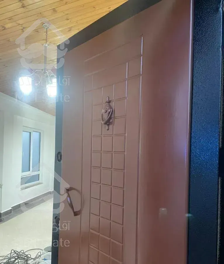 دوبلکس۱۰۰متر زمین ۲۲۰متر بر اصلی خیابان تالش قروق