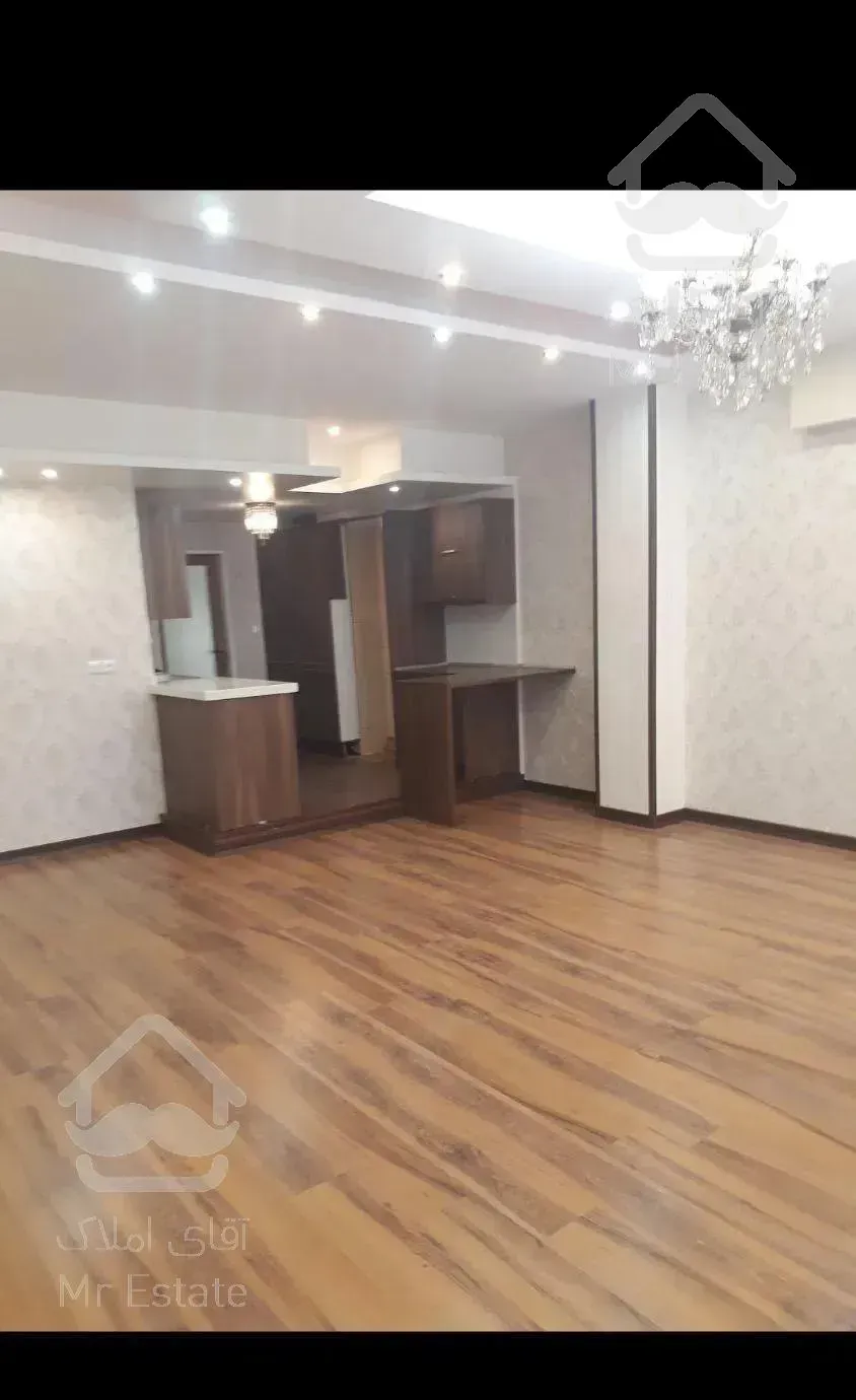 آپارتمان ۱۱۱ متری شیک و تمیز رهن مهرشهر فاز ۳