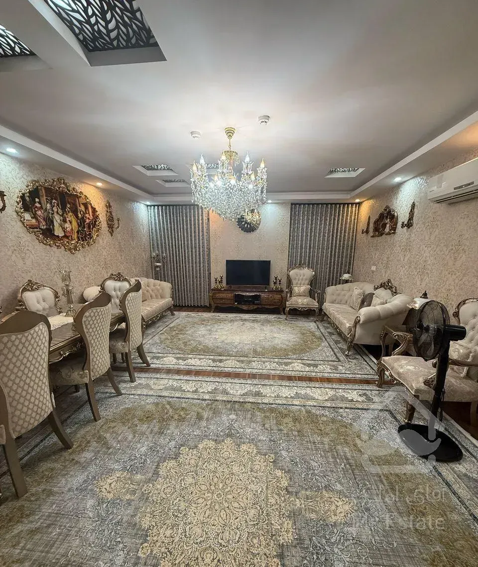 فروش آپارتمان ۱۳۰ متر/فوق العاده / میترا