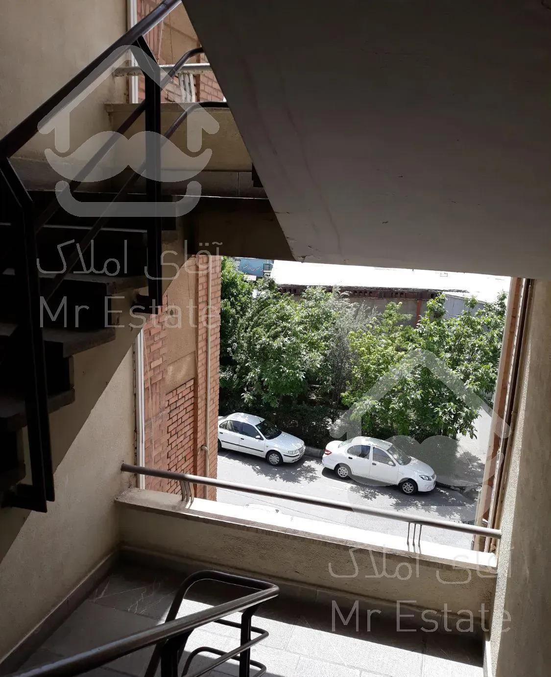 آپارتمان ۱۳۰ متری ۲ خوابه