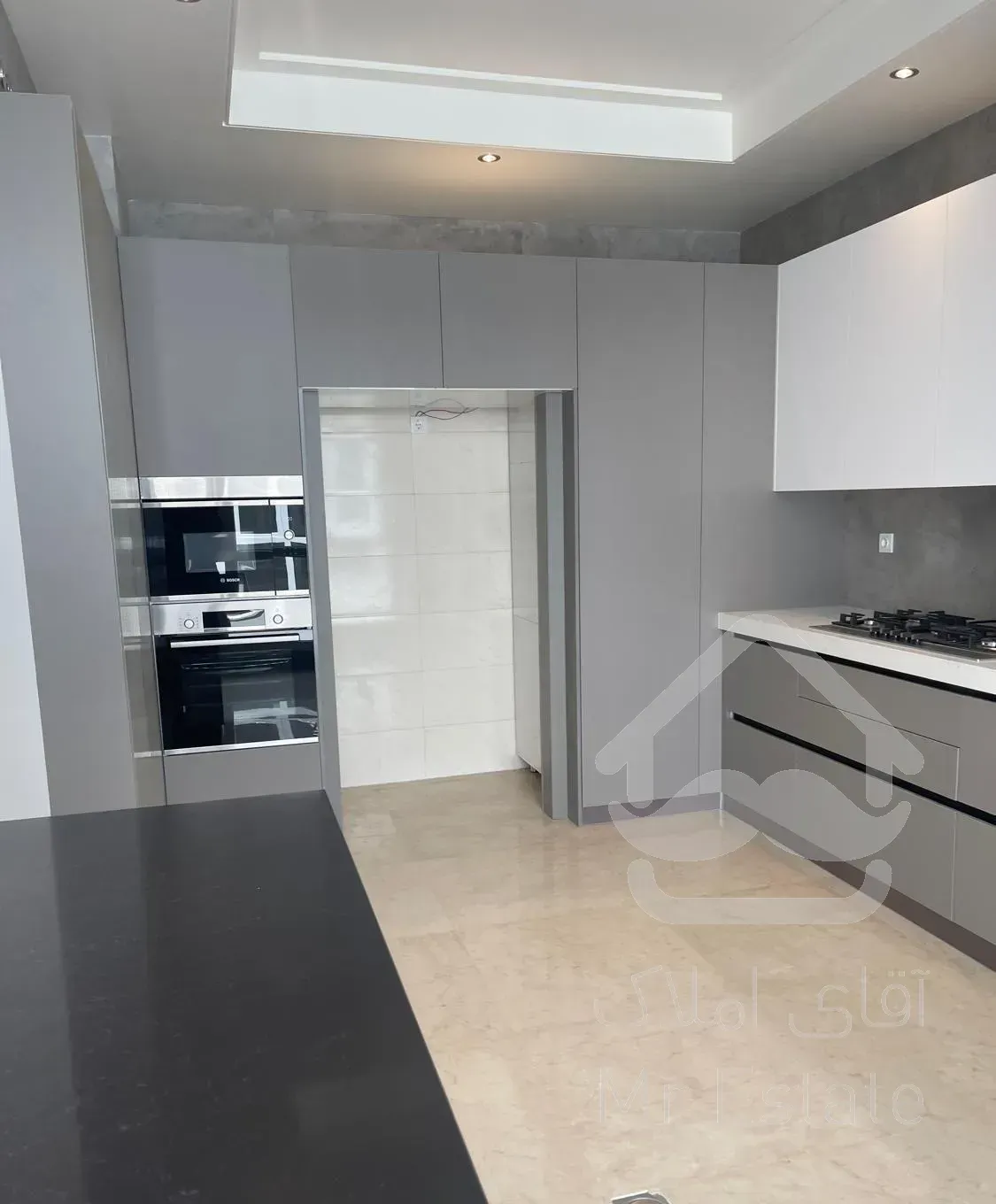 آپارتمان نوساز تکواحدی۴خوابه*بلوارآزادگان*