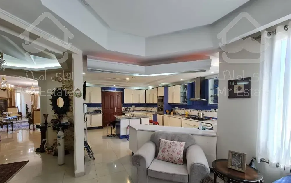 ۳۳۰ متر ۴ خوابه زعفرانیه