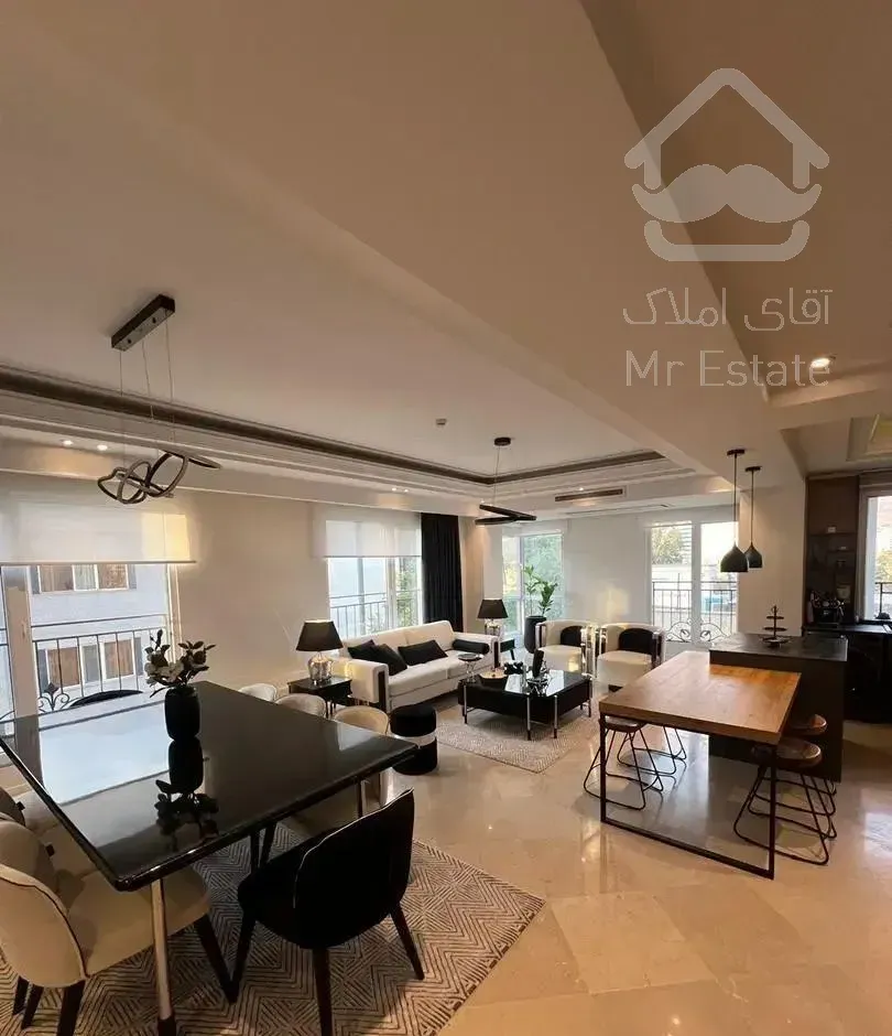 بهارشیراز 120 متر تکواحدی غرق در نور