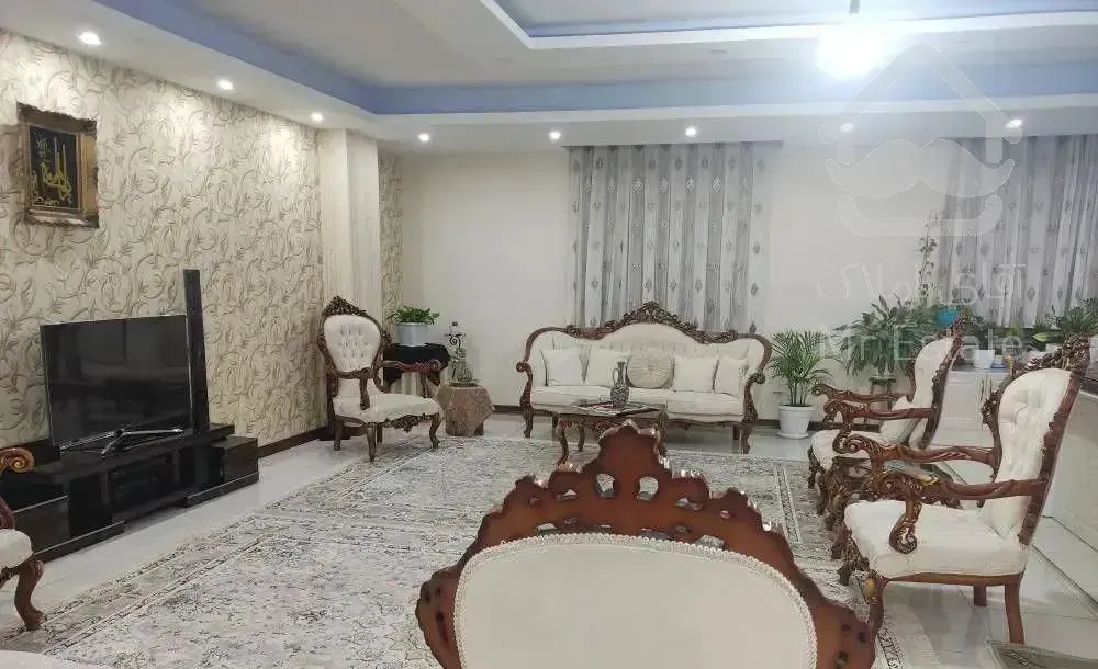 فروش واحد ۱۴۳ متری ۳ خواب فول امکانات قابل تهاتر