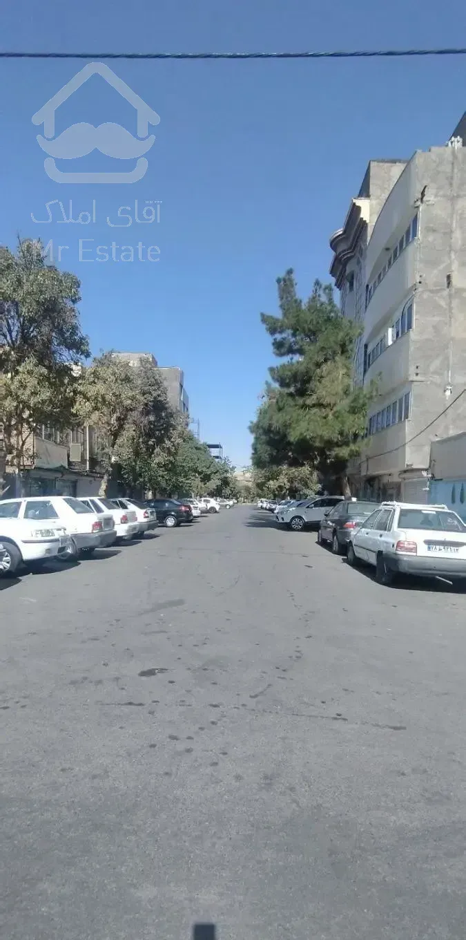 ۹۰متر/ ۲سر نور/ تک واحدی (خوش قیمت)