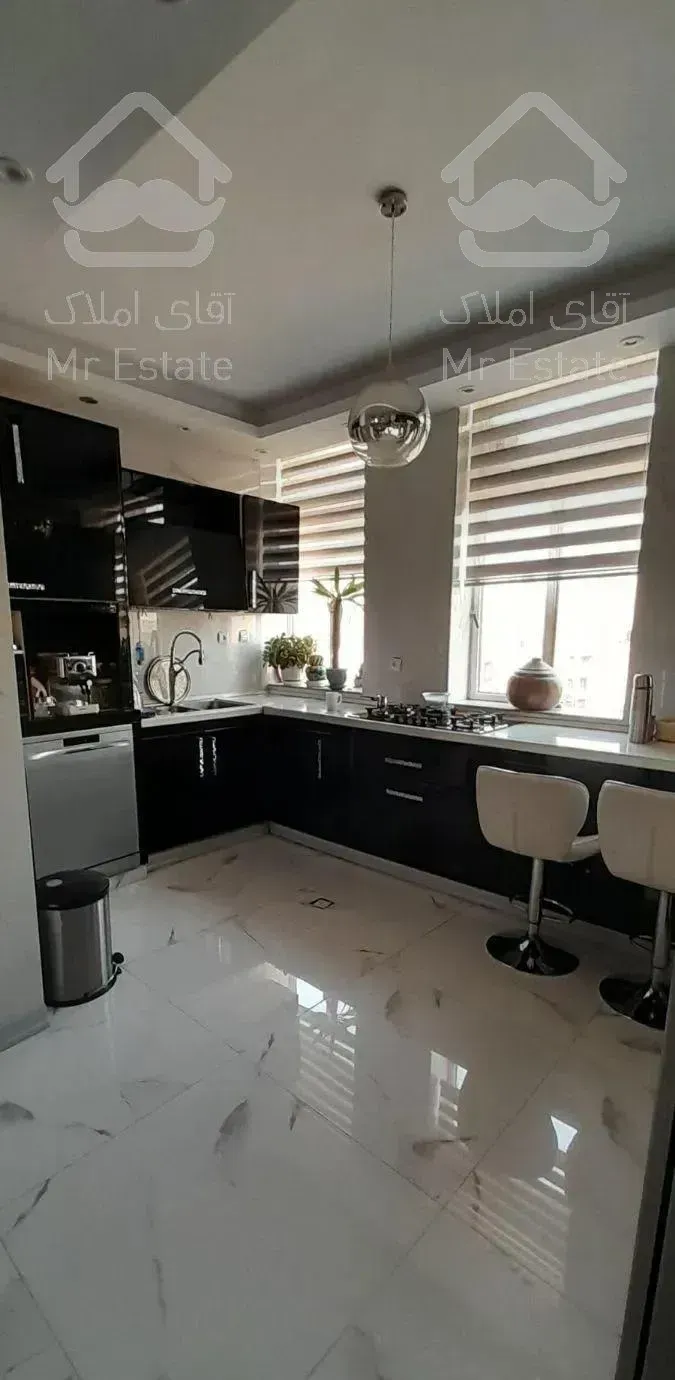 ۱۴۰ متر/ ۳خواب / فول امکانات  ( فول بازسازی شده )