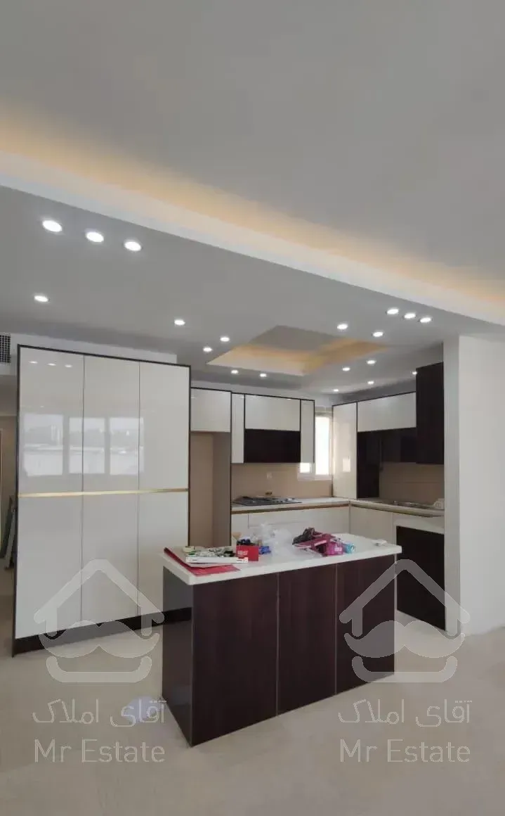 فروش یک باب آپارتمان واقع در فاز ۸پردیس