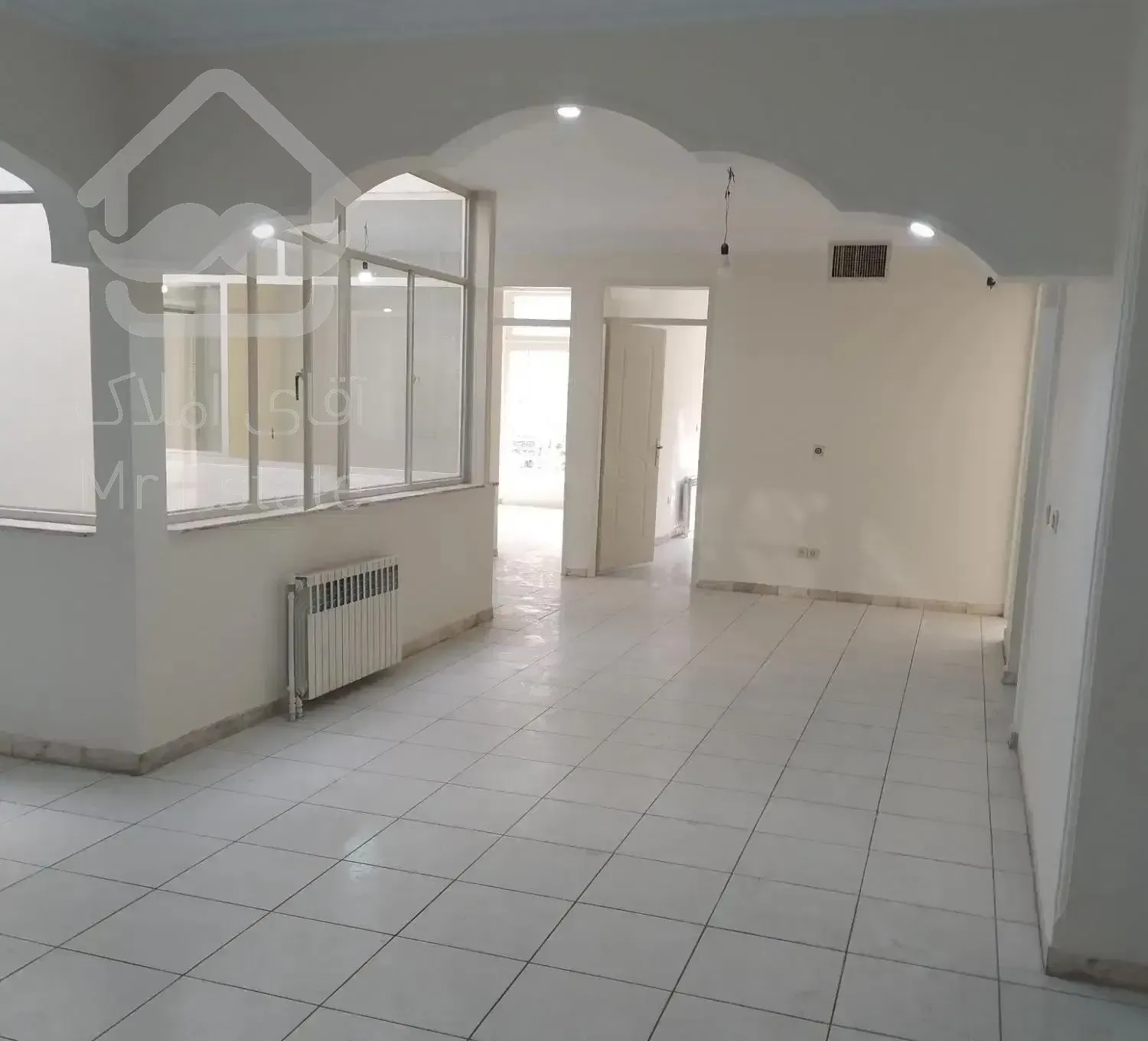 جردن ولیعصر ۳۰۰ متر ۵ خواب