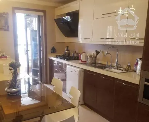 ــ ۹۵متـر روبـه آفتـاب طبقـه آخـر فـول نوسـازی ــ