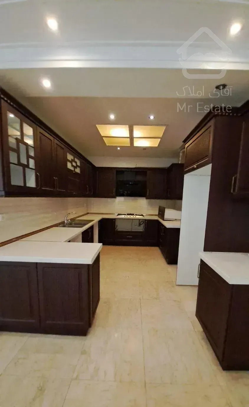 کامرانیه جنوبی ۱۲۵ متر نوساز محله دنج