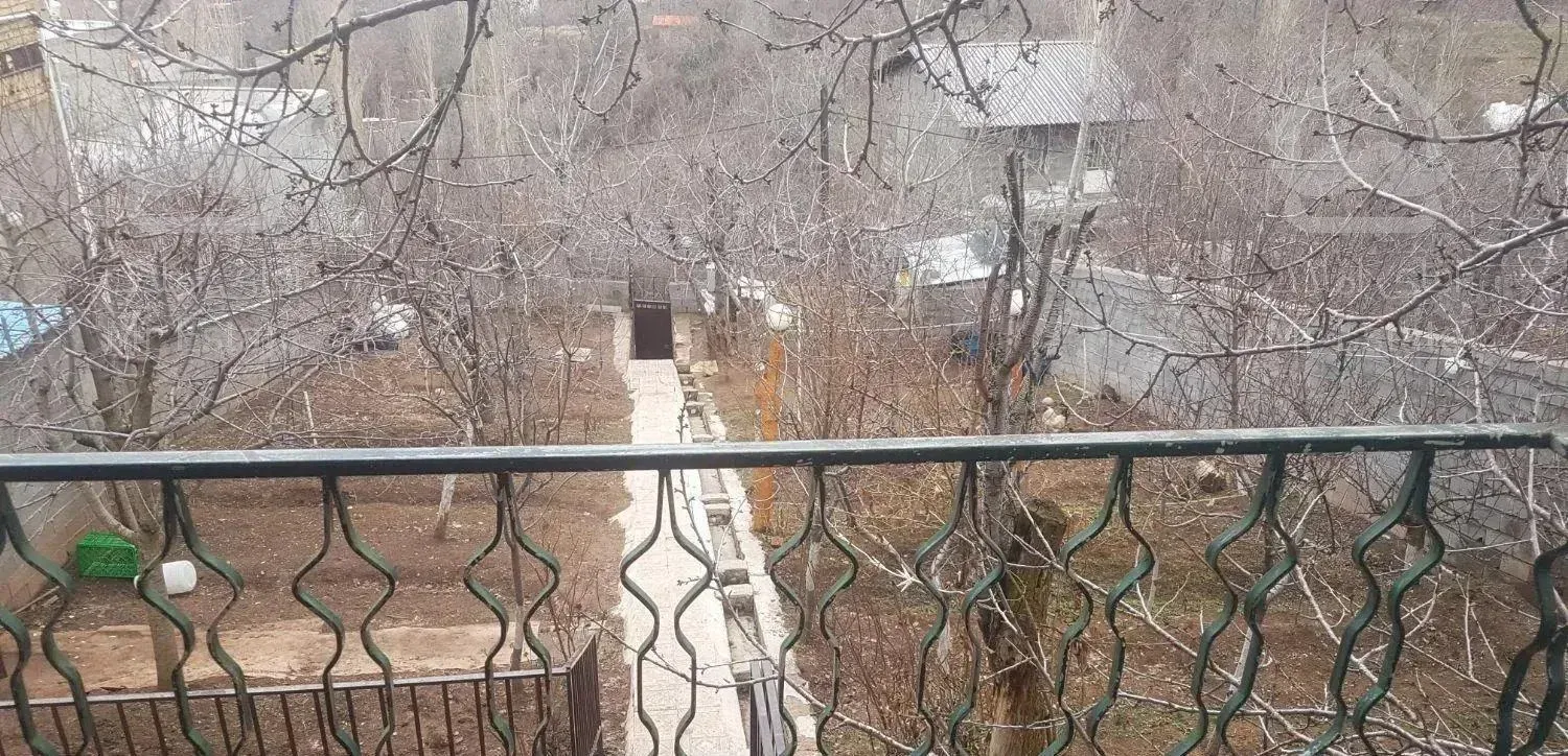 ۶۰۰متر باغ ۷۵ متر بنا