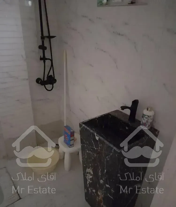 ۳۰ متر مسکونی با موقعیت اداری