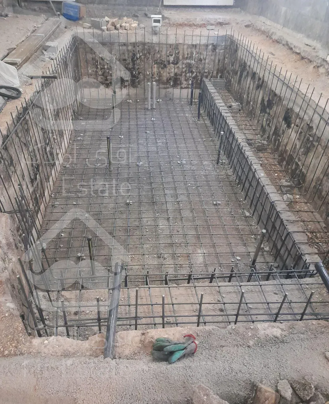 اجرای اسکلت بتونی استخر جکوزی