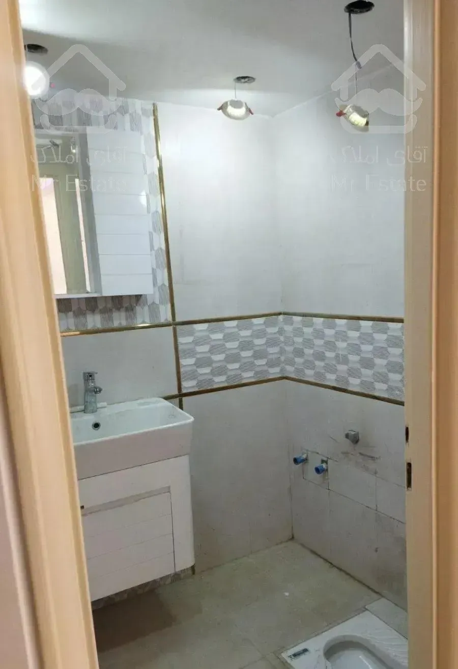 ۱۲۰متر/۲خواب/غرق آفتاب/نوساز/بدون مشابه تاپ لوکیشن