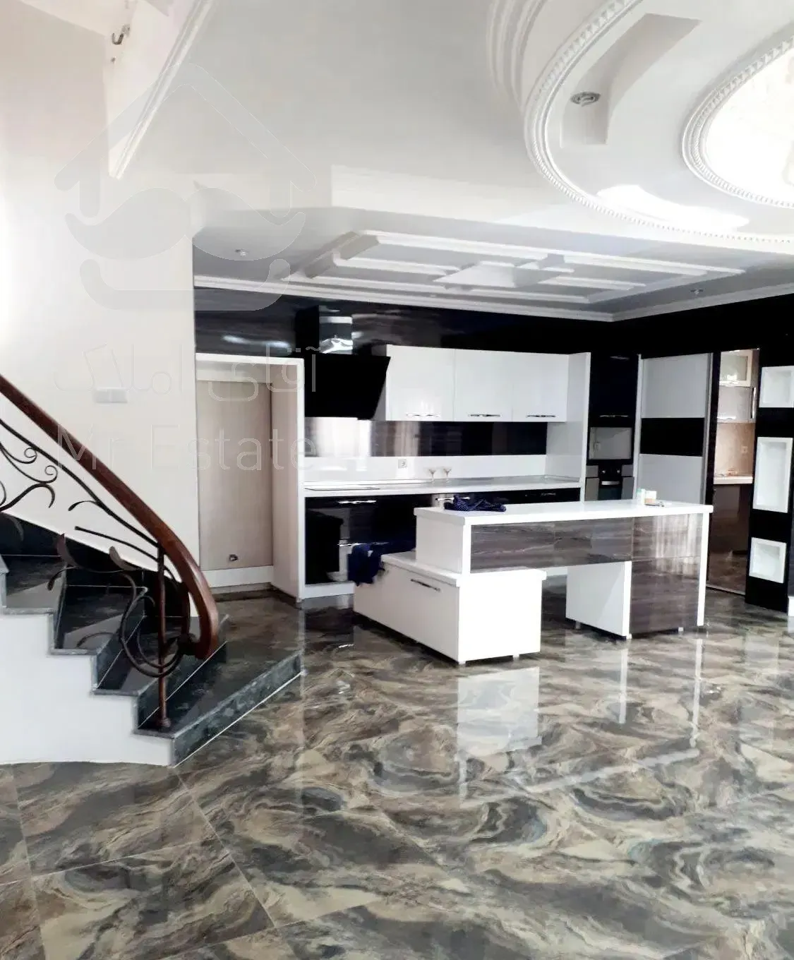 دوبلکس ۱۸۰ متری ۳ خواب ۱۶ متری دوم  یادگار