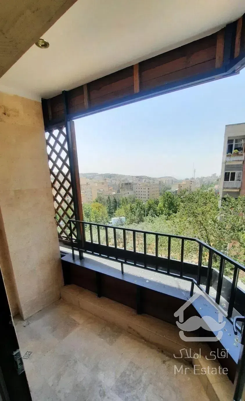 شیان ۱۲۴ متر دو خواب ویو جنگل  سونا جکوزی