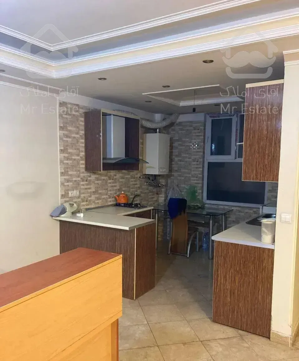 ۱۱۵ واحد اداری/ ۱ خواب/ بر بلوار امیر کبیر