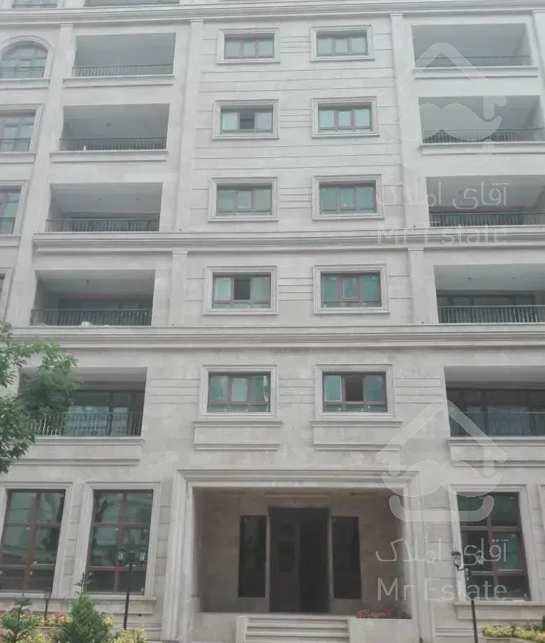 آپارتمان ۲۱۵ متر نوساز خیابان گلزار