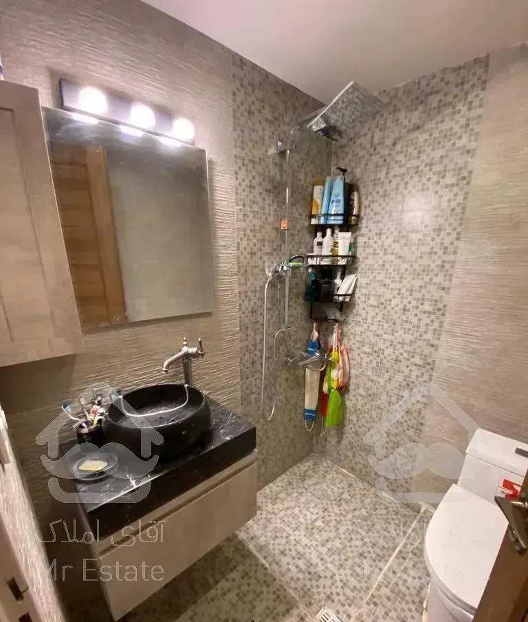 هروی  ۱۳۵ متر ۳خواب  یکساله(ویو ابدی)