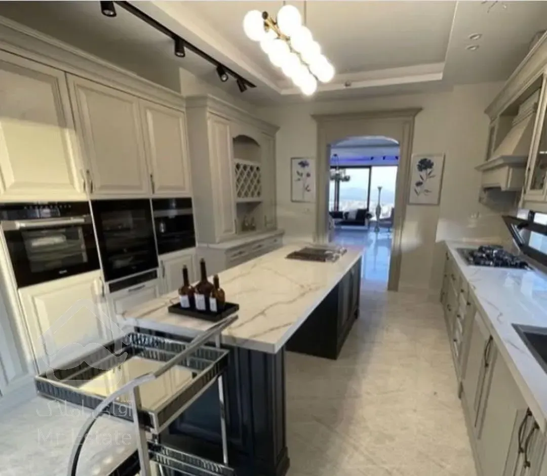 فروش آپارتمان ۲۶۰متری تک واحدی ویو شمال جنوب/مرجان