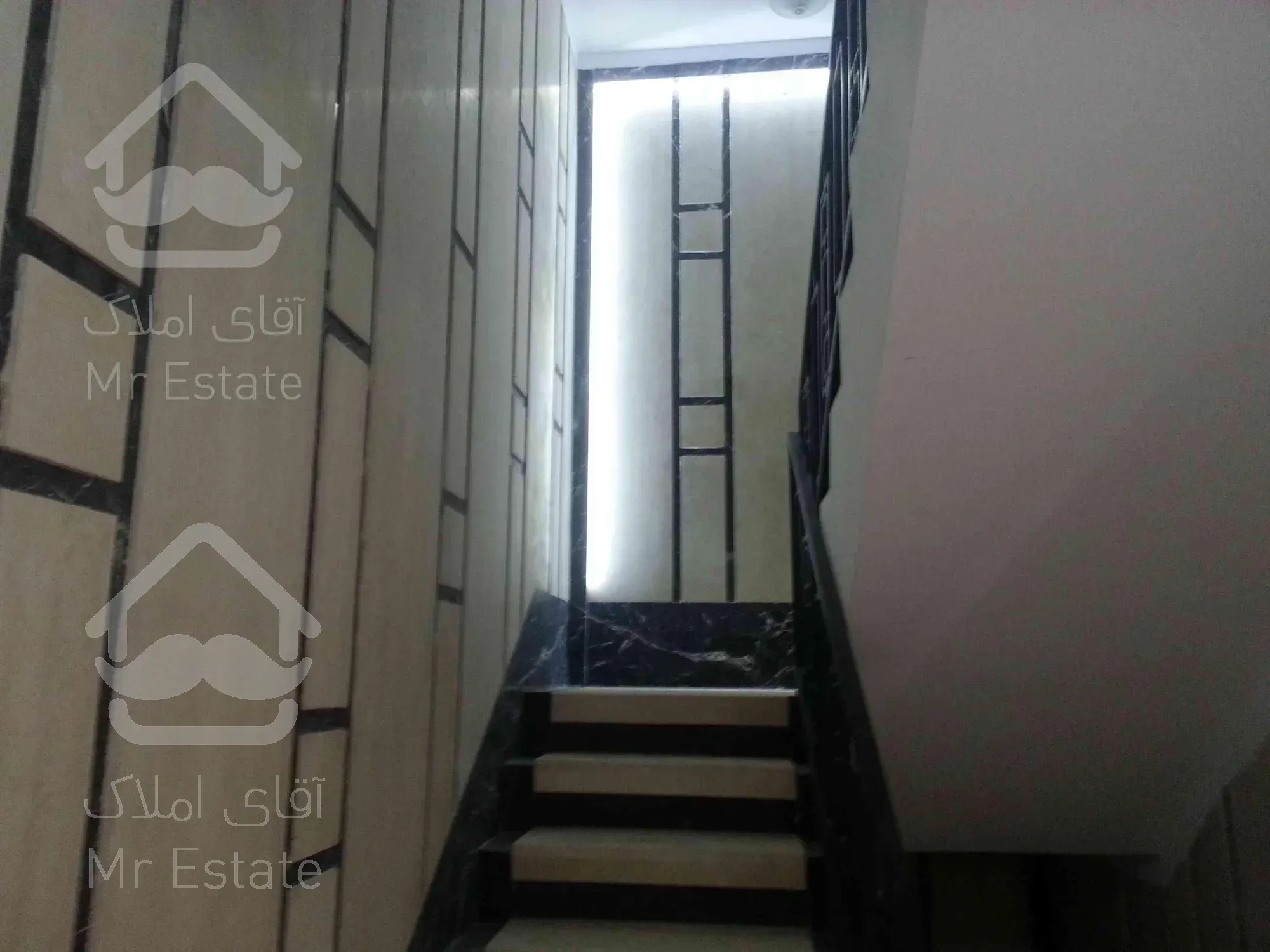 خرید آپارتمان ۱۲۰ متری نیاوران